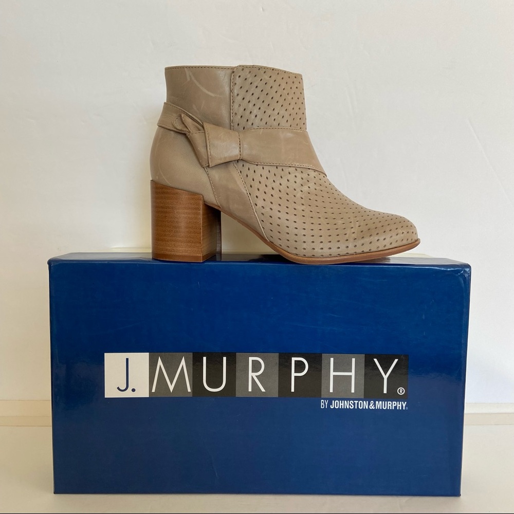 Johnston & Murphy Side Zip Stacked Heel Ankle Boots